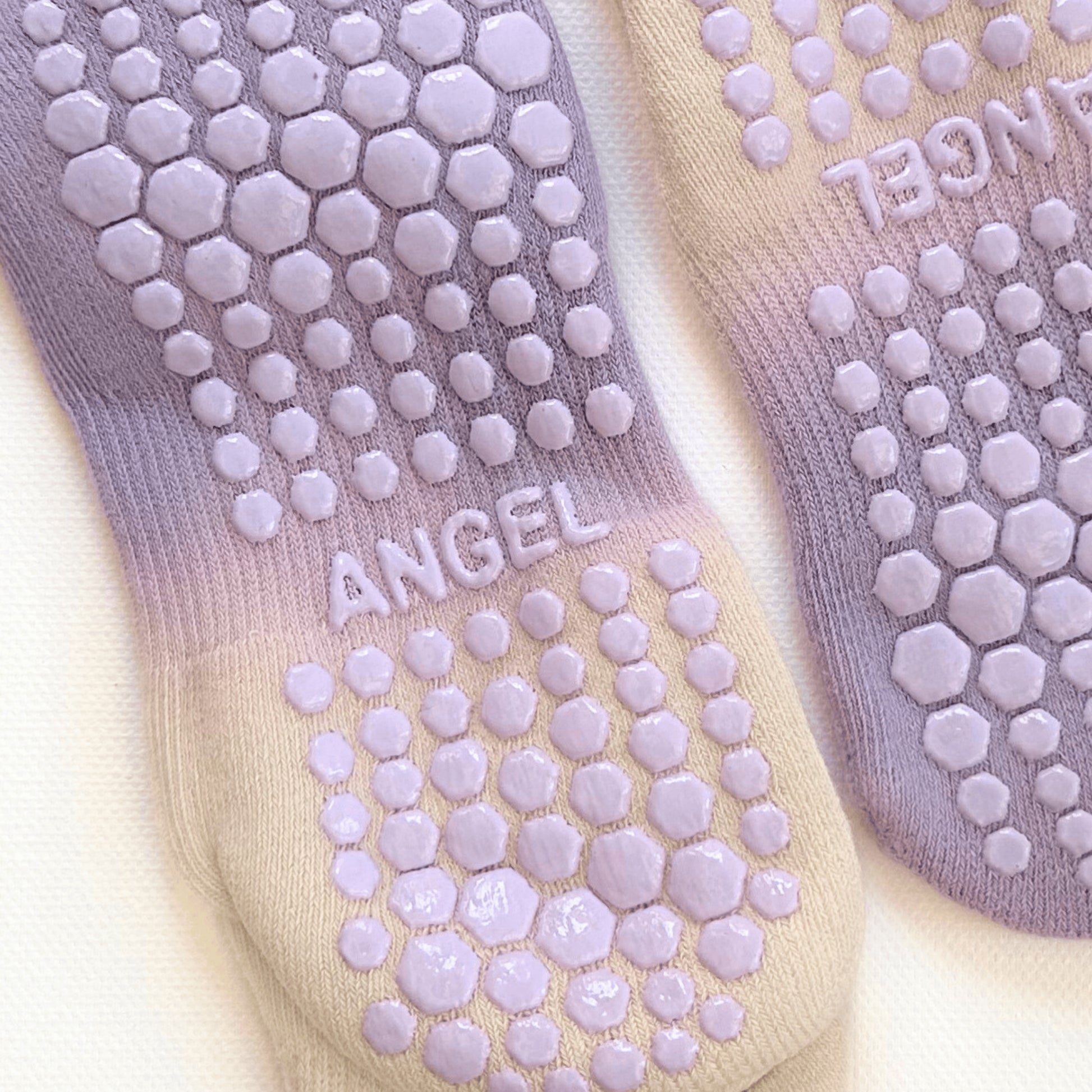 chaussettes pilates
chaussettes de pilate
chaussettes pilate antidérapantes
chaussettes pour pilate
chaussettes pilate reformer
chaussettes aggripantes
chaussettes pilates femme
chaussettes de yoga et pilates femme
chaussettes antidérapantes femme